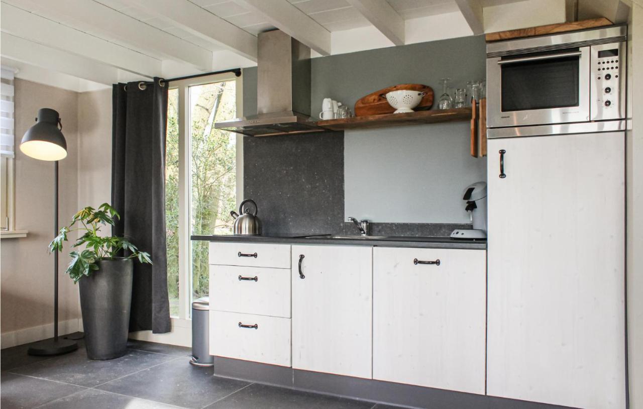 2 Bedroom Nice Home In Bornerbroek Weleveld エクステリア 写真