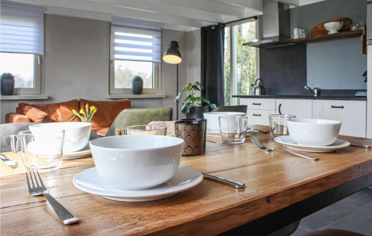 2 Bedroom Nice Home In Bornerbroek Weleveld エクステリア 写真