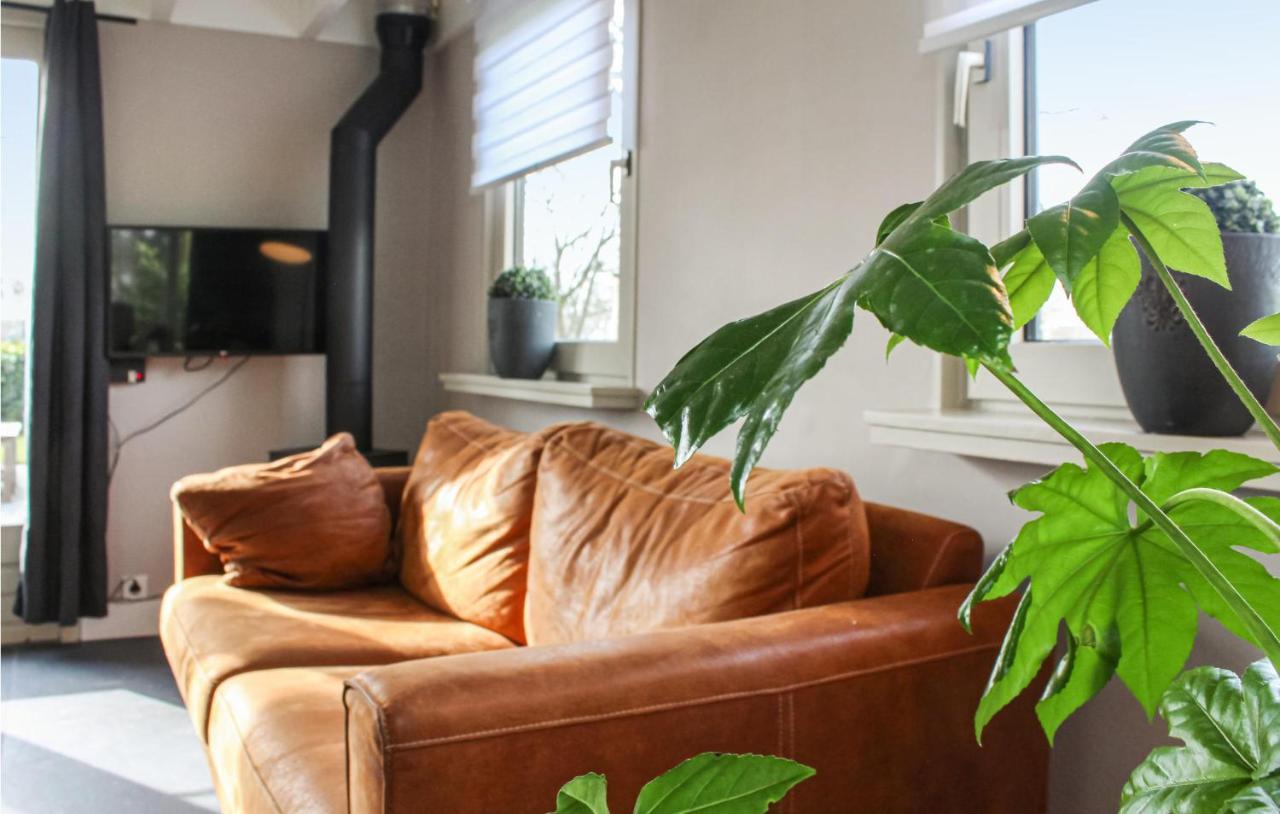 2 Bedroom Nice Home In Bornerbroek Weleveld エクステリア 写真