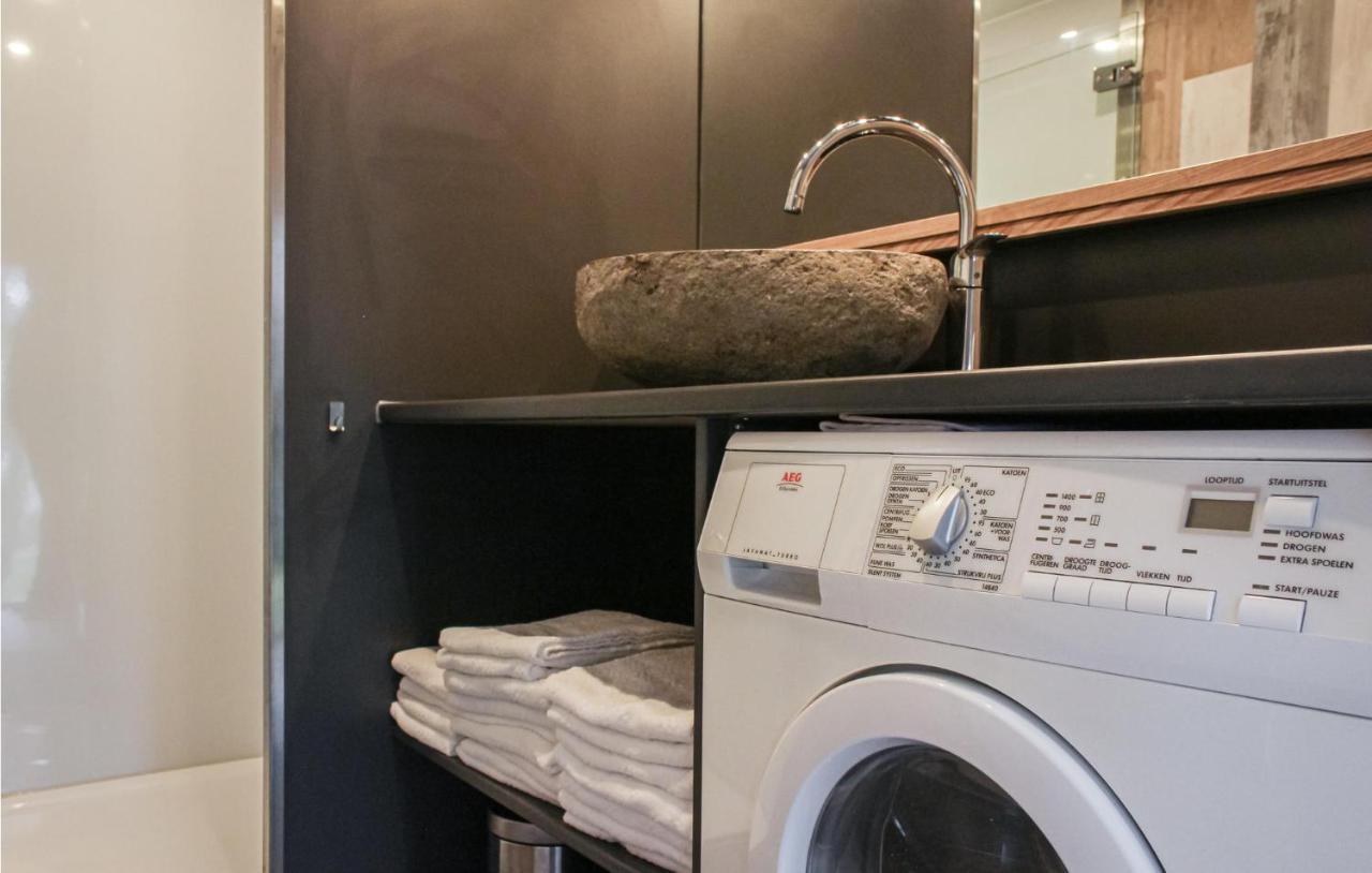 2 Bedroom Nice Home In Bornerbroek Weleveld エクステリア 写真