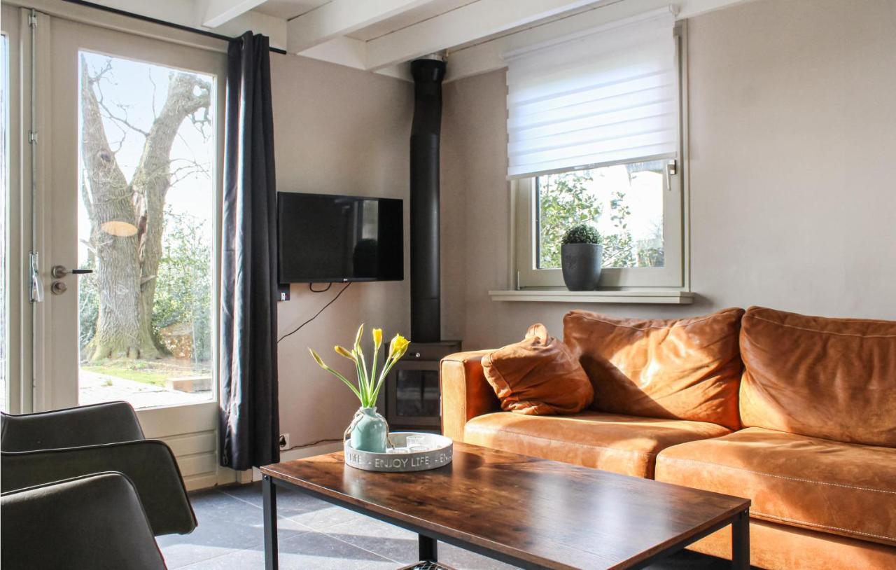 2 Bedroom Nice Home In Bornerbroek Weleveld エクステリア 写真