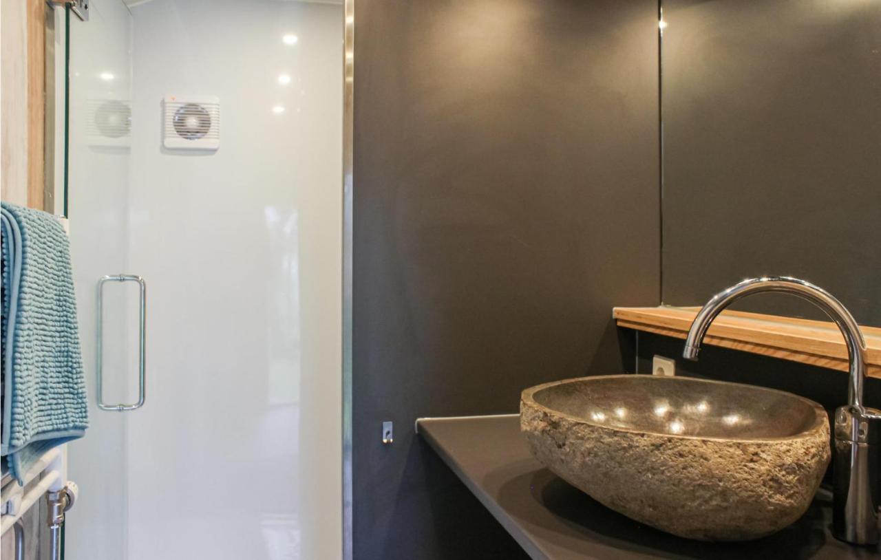 2 Bedroom Nice Home In Bornerbroek Weleveld エクステリア 写真